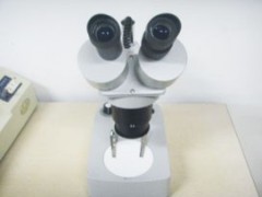 1set microscope(显微镜1台)