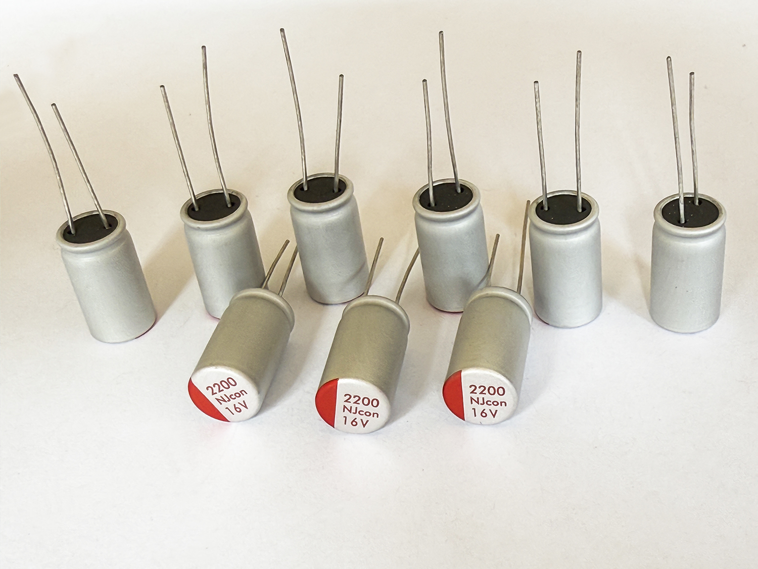 高容量固態(tài)電容： 2200uf/16v 10x17mm